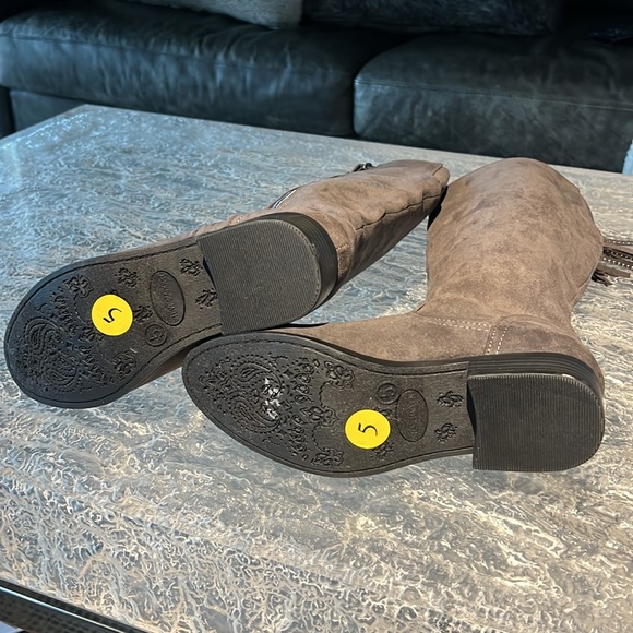 Steve Madden suede gray high boots - Picture 6 of 8